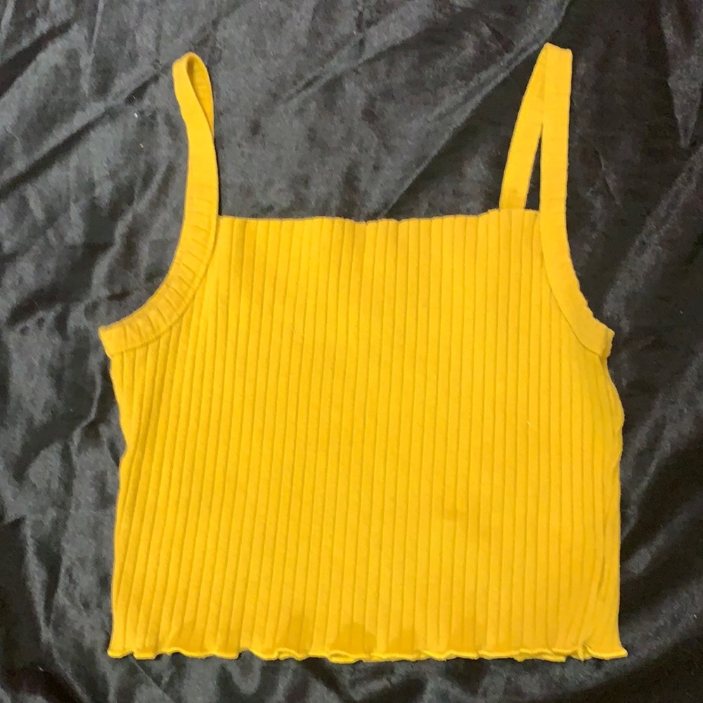 Heart hips cropped tank top